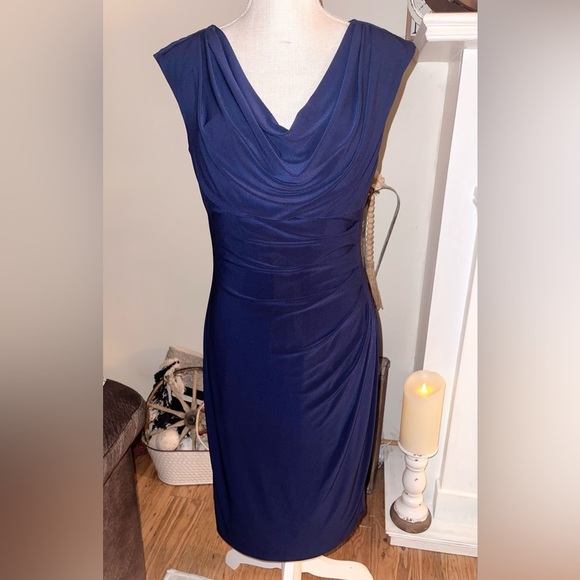 Lauren Ralph Lauren Sleeveless Ruched Size 10 recently dry cleaned EUC💙 - Picture 1 of 8
